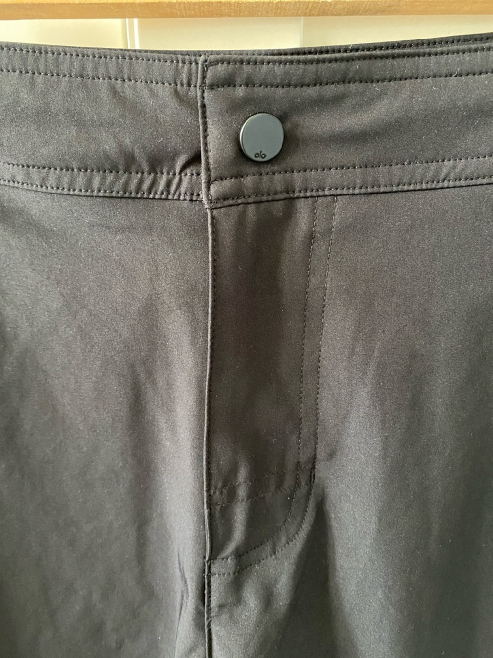 ALO 7" Sport Short Men's Black Athletic Shorts Premium Athleisure Size M - Picture 6 of 10